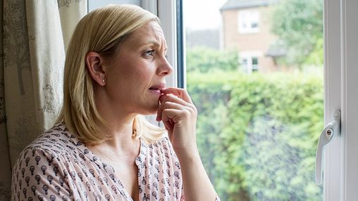 What Is Agoraphobia? Symptoms, Causes, Diagnosis, Treatment, and Prevention